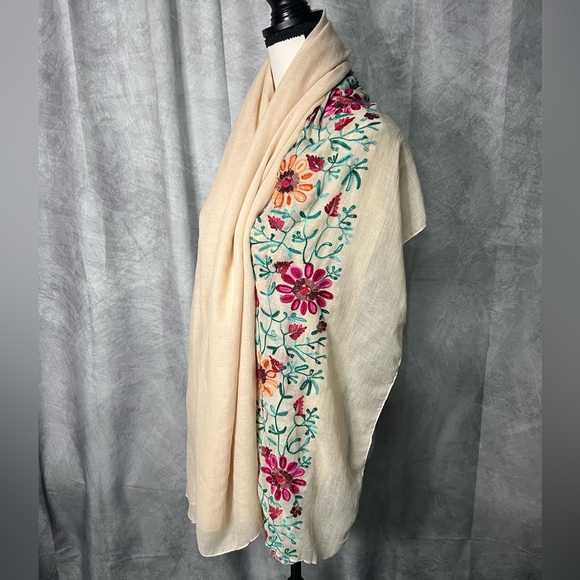 Floral Embroidered Cream Scarf Shawl or Wrap - Picture 5 of 9